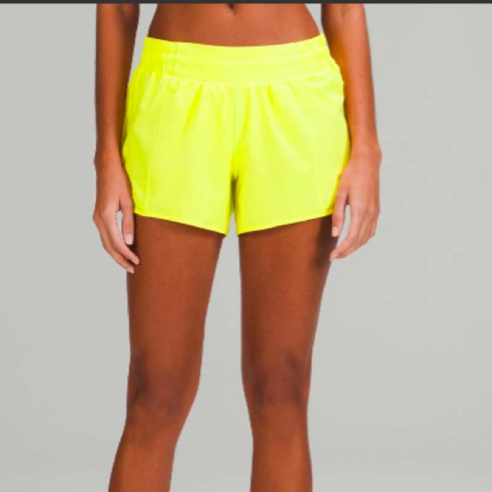 LULULEMON HOTTY HOT LOW-RISE LINED SHORT